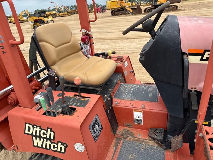 ditch-witch-rt45-image-17