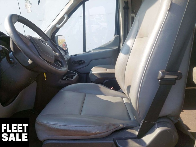 2019-ford-transit-image-12