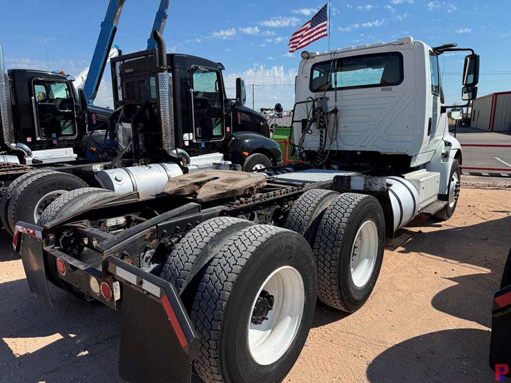 2018-international-transtar-8600-image-2