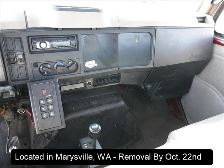 2000-international-4700-image-19