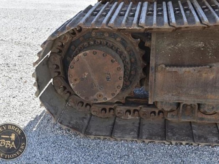 2015-caterpillar-328d-lcr-image-61