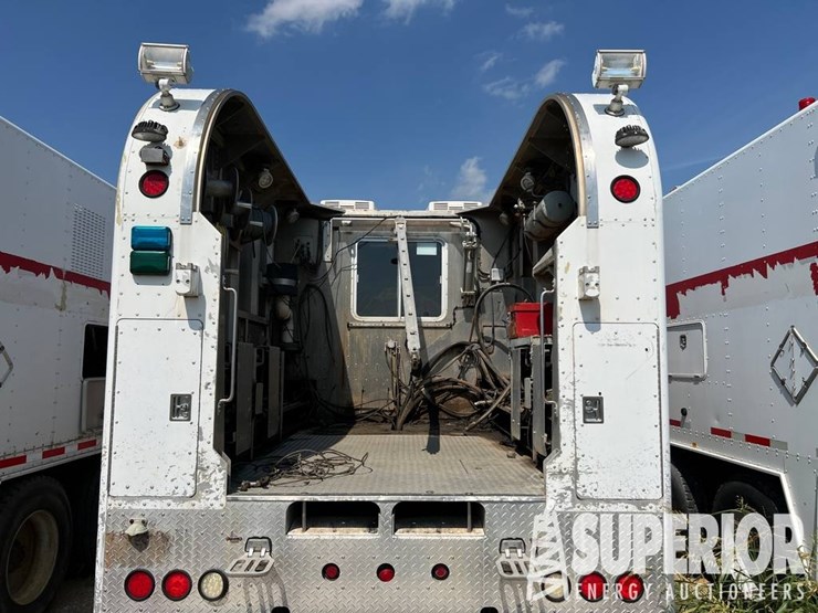 2012-kenworth-t370-image-3