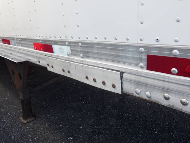 2019-utility-4000d-x-image-3