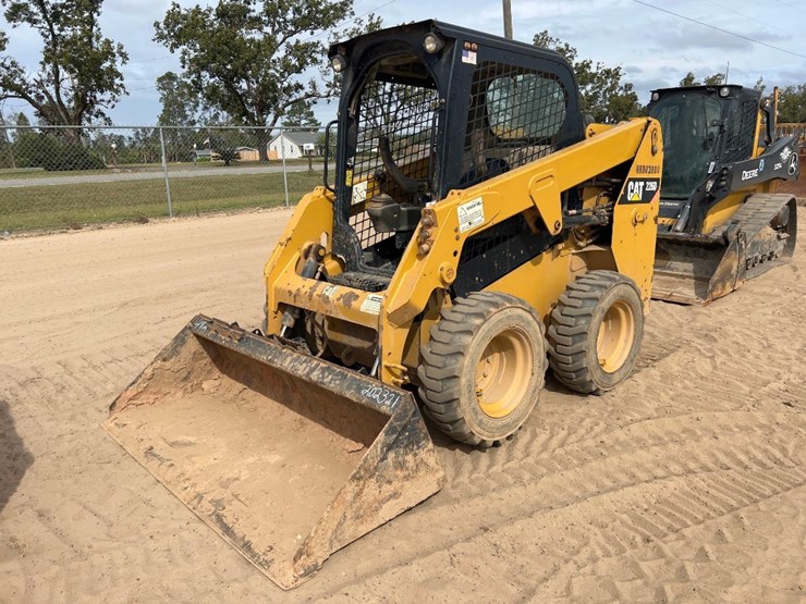 caterpillar-226d-image-8