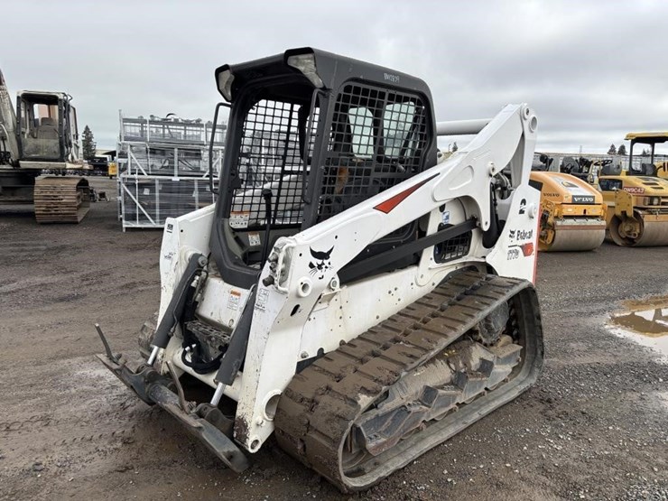 2021-bobcat-t770-image-1