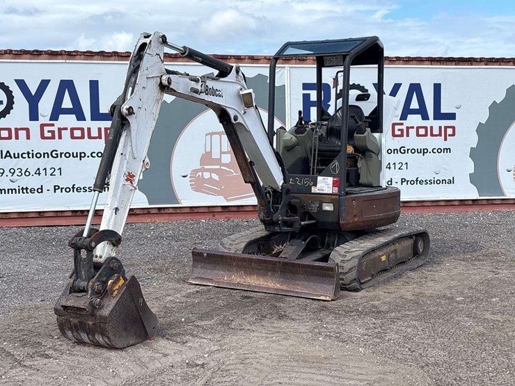 2016-bobcat-e26-image-1