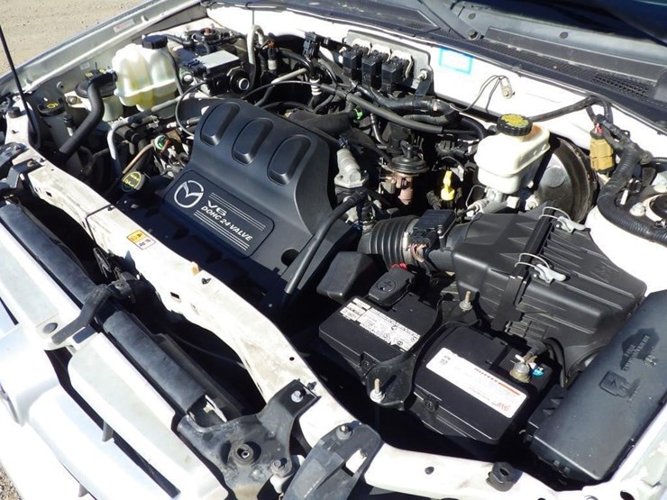 2005-mazda-tribute-image-10