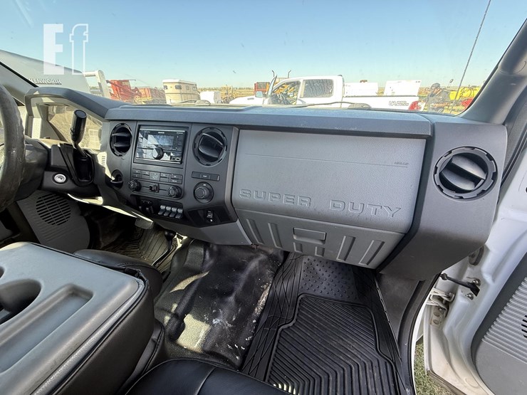 2013-ford-f550-sd-image-29