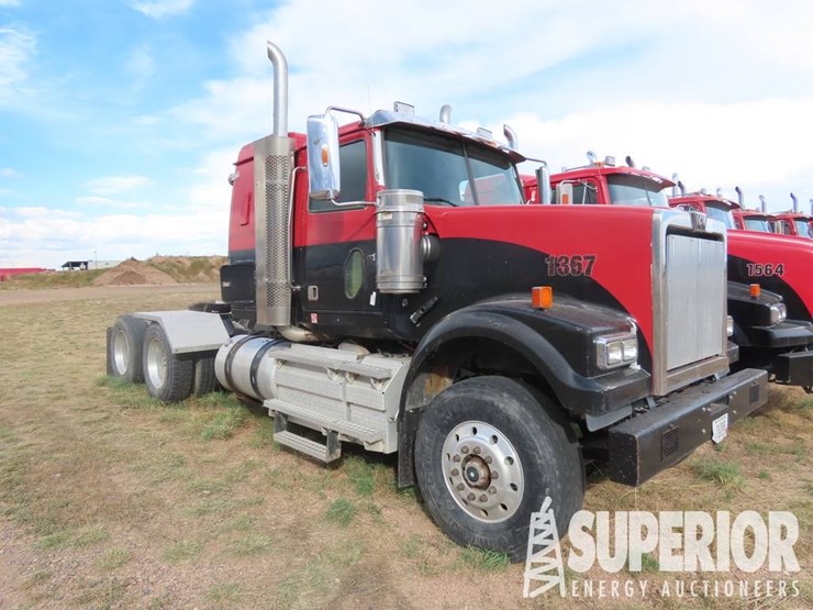 western-star-4900-image-1