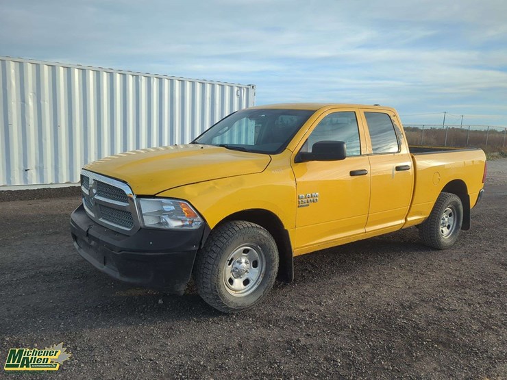 2019-ram-1500-classic-image-1