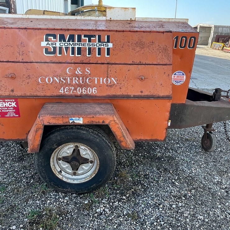 #1933 • Smith Air Compressor Trailer