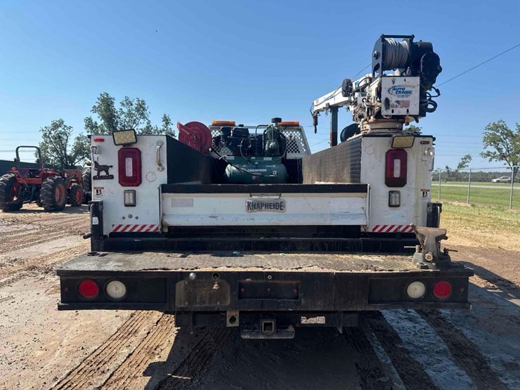 2019-dodge-ram-5500-image-6