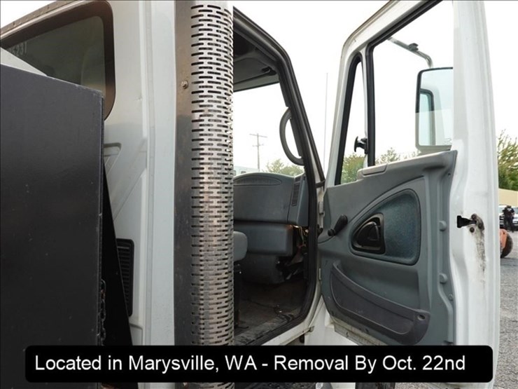 2007-international-durastar-4400-image-7