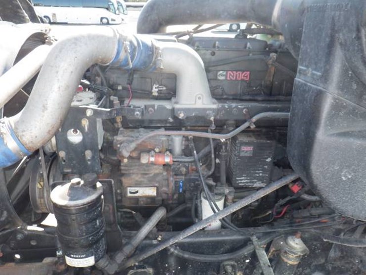 1996-international-9400i-image-12