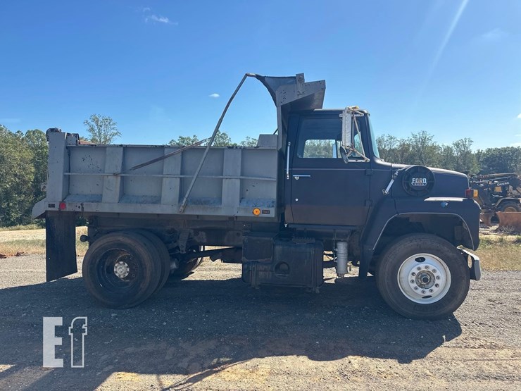ford-8000-image-2