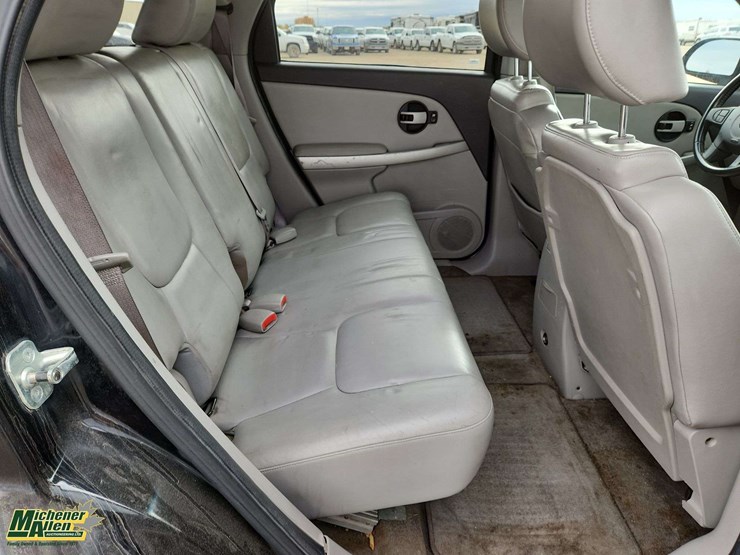 2005-chevrolet-equinox-image-16