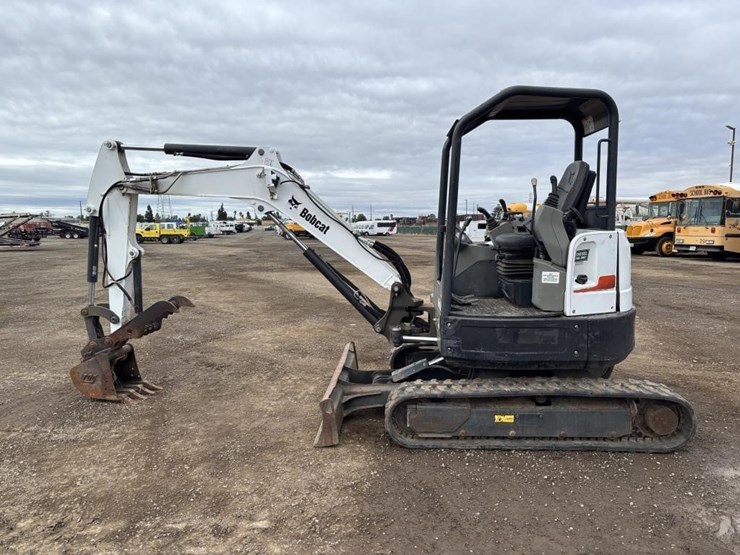 2017-bobcat-e35i-image-5