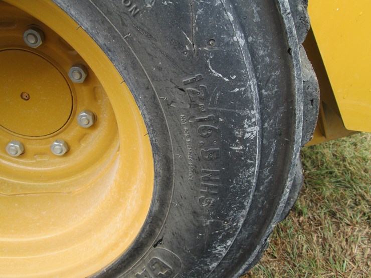 caterpillar-236d-image-7