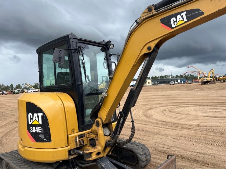 caterpillar-304e2-cr-image-25