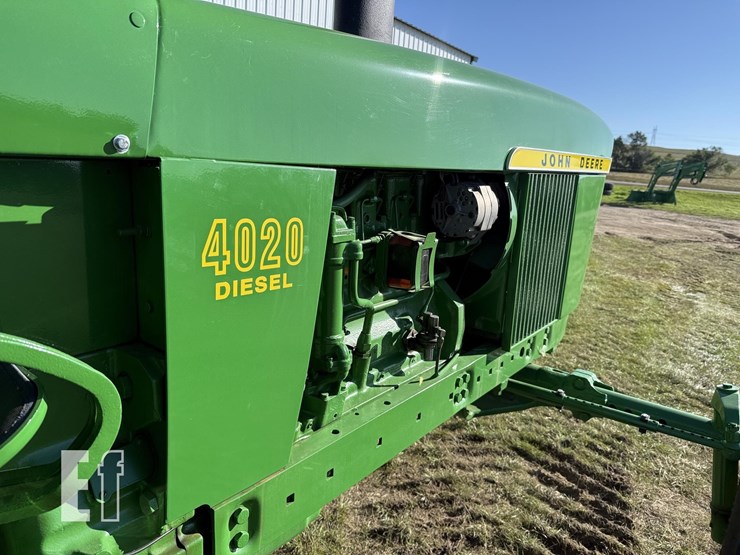 john-deere-4020-image-10