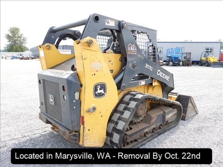 2016-deere-317g-image-15