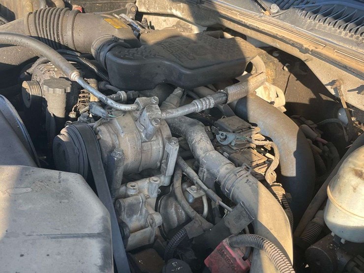 2003-chevrolet-2500-image-33