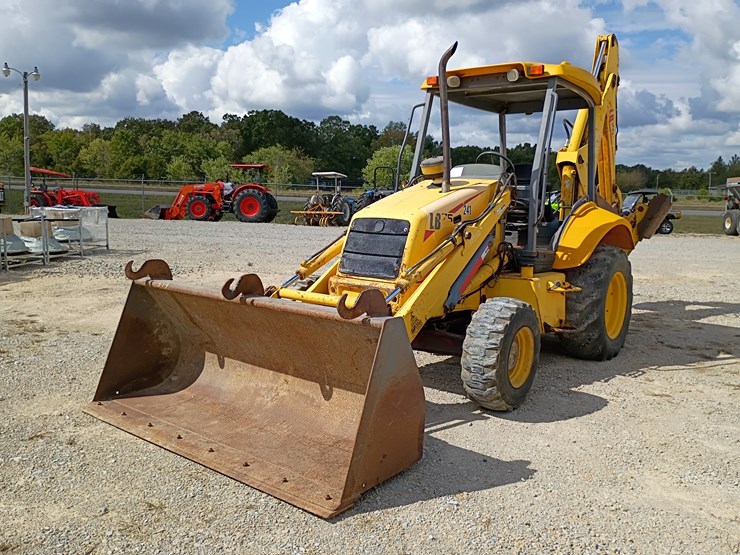 new-holland-lb75-image-1