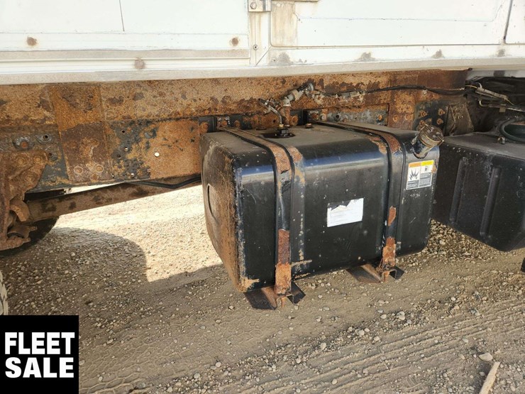 2005-gmc-topkick-c7500-image-43