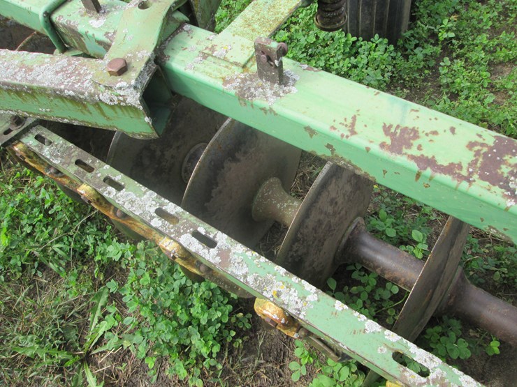 john-deere-15-image-12