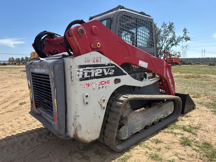 2021-takeuchi-tl12v2-image-6