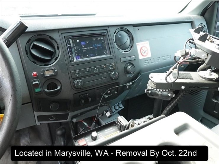 2014-ford-f550-image-18