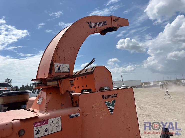 2014-vermeer-bc1000xl-s/a-towable-chipper-image-24