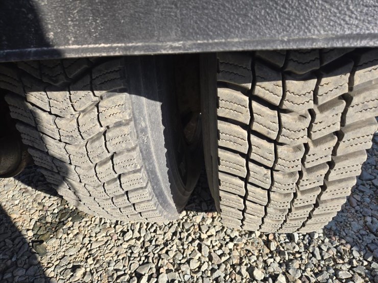 2004-caterpillar-3126-image-50