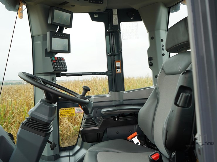 2024-deere-544-image-47