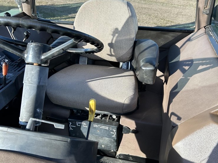 john-deere-4650-image-57
