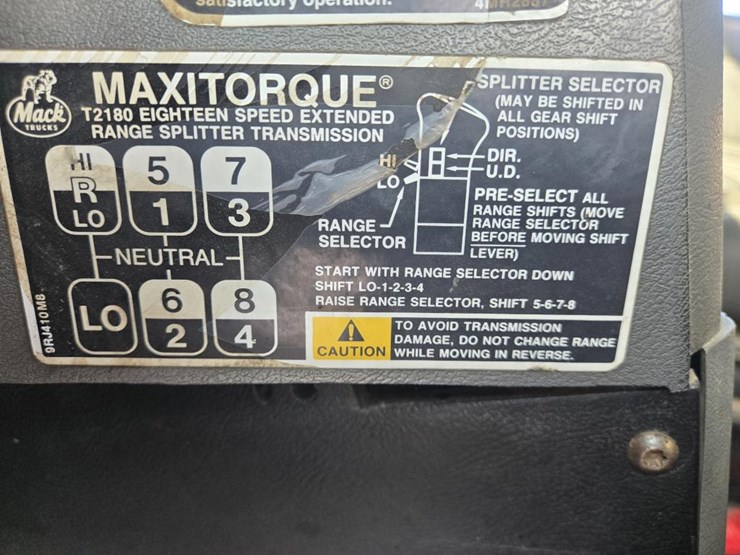 1997-mack-cl700-image-46