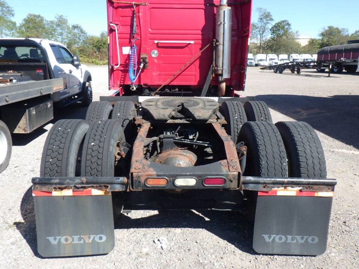 2006-volvo-vnl780-image-5