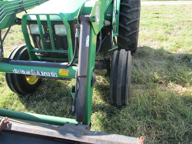 2001-john-deere-5205-image-17