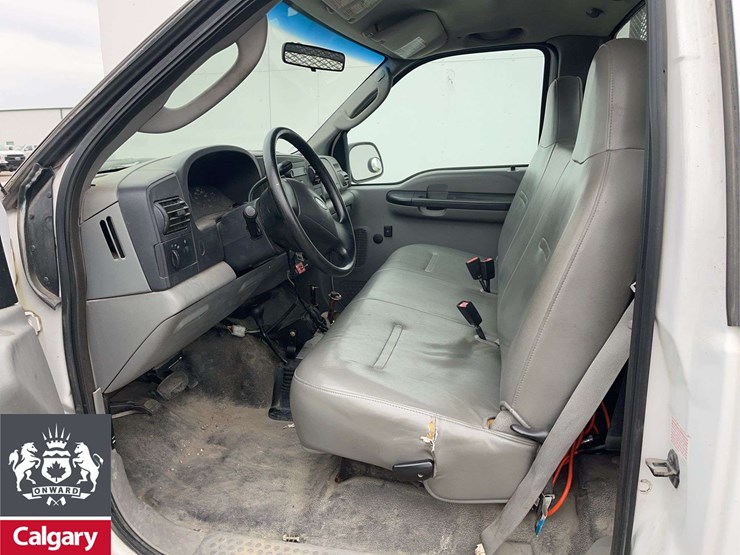 2005-ford-f250-image-14