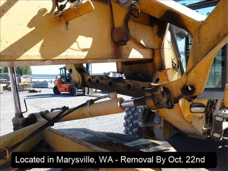 2003-deere-770ch-image-3