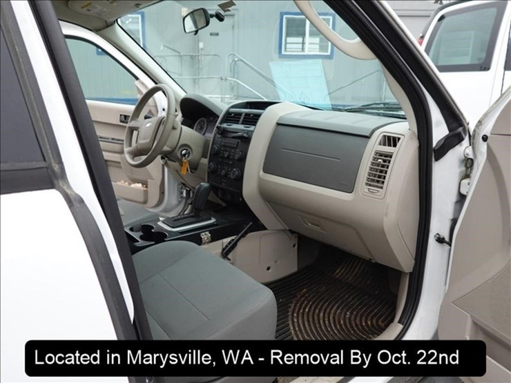 2012-ford-escape-image-2