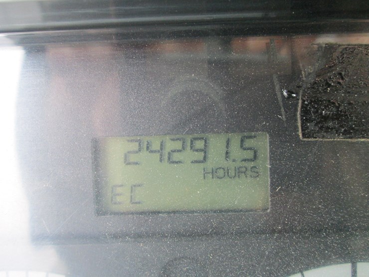 2006-freightliner-columbia-120-image-42