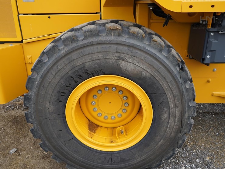 2024-deere-544-image-27