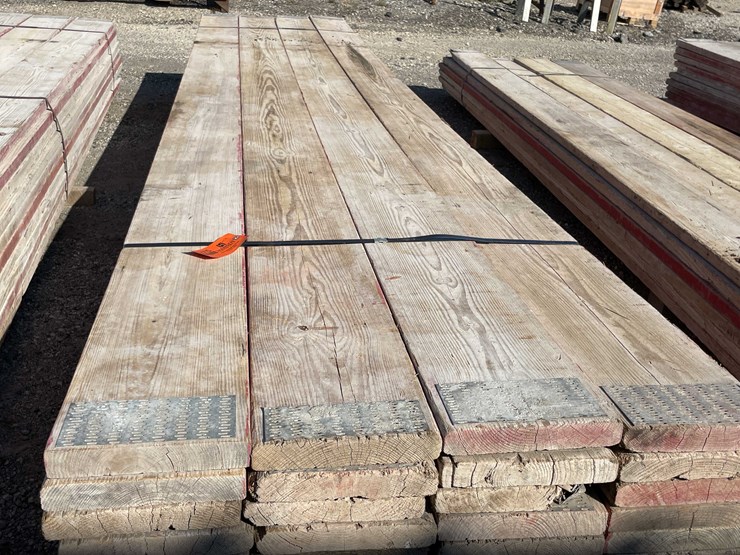 #1975-•-(40)-scaffolding-planks-image-3