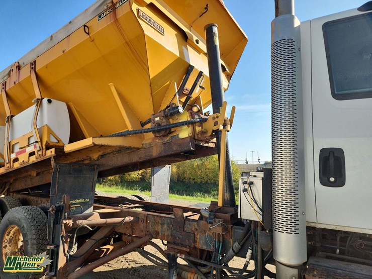 2016-international-workstar-7600-image-32