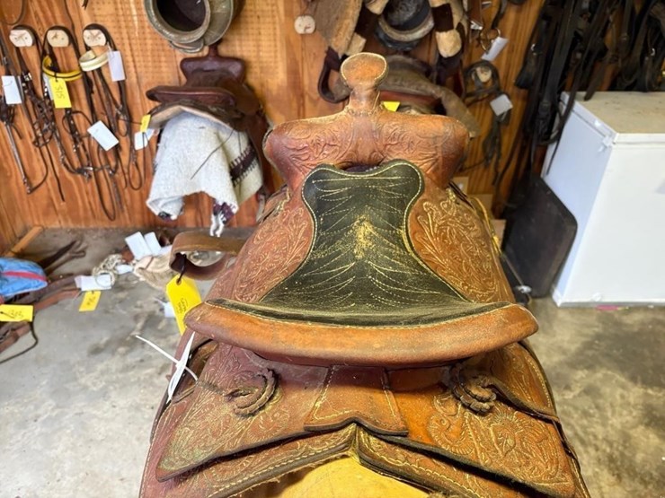 western-saddle-image-7