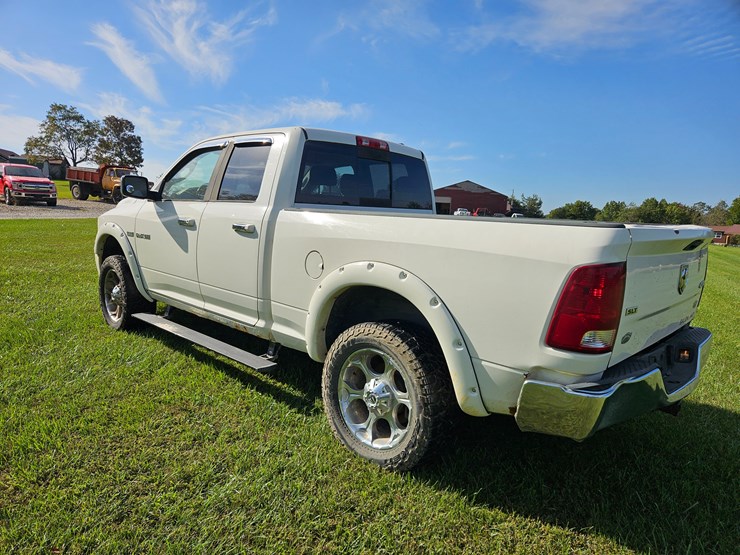 2009-dodge-ram-1500-image-10