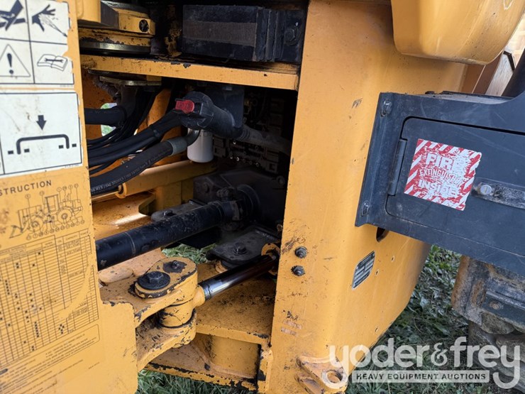 2011-hyundai-hl740-9-image-19