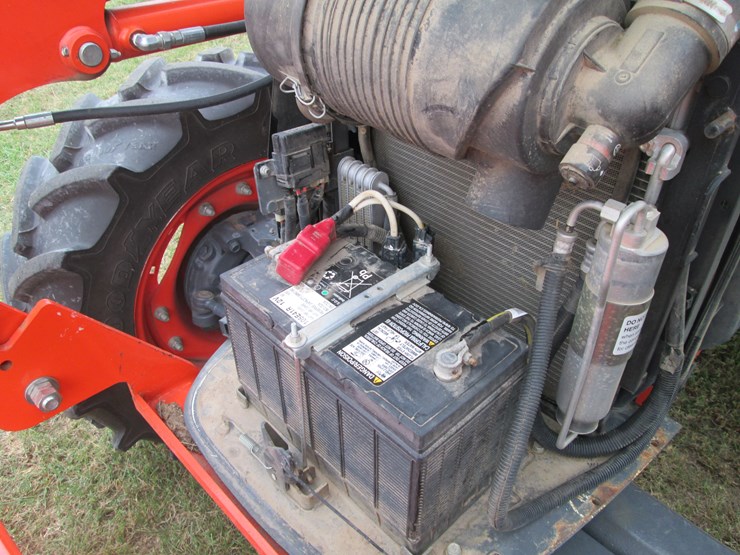 2020-kubota-la1154-image-26