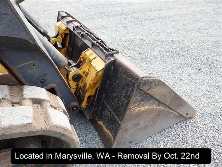 2016-deere-317g-image-2